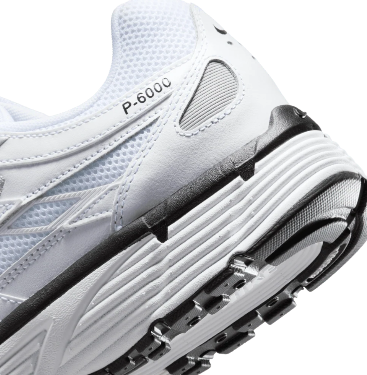 Nike Sneakers – White & Black