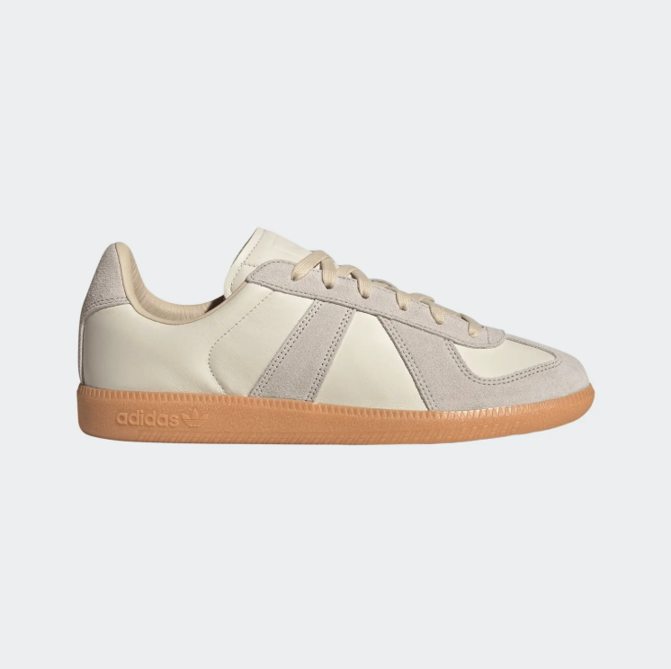 adidas Low-Top Sneakers – Cream, Light Grey & Gum