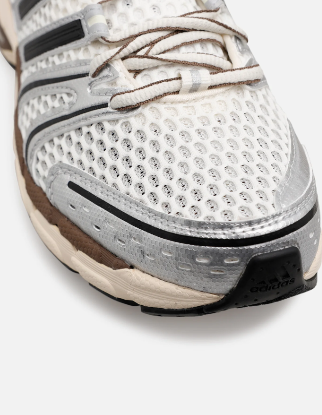 adidas Sneakers – Silver, Cream & Brown