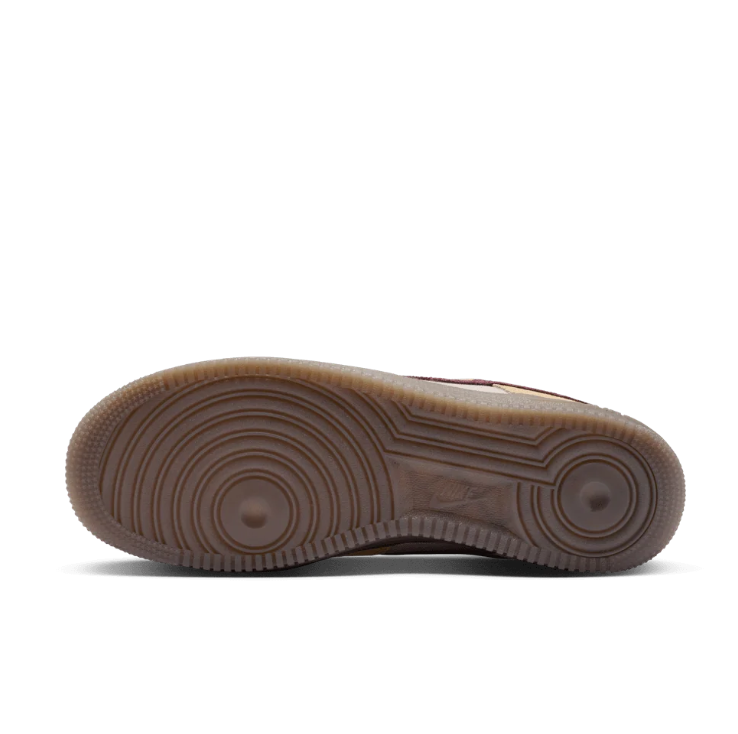 Nike Low-Top Sneakers – Beige & Burgundy