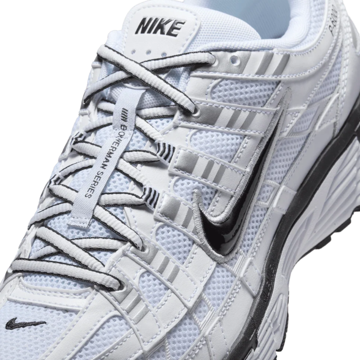 Nike Sneakers – White & Black