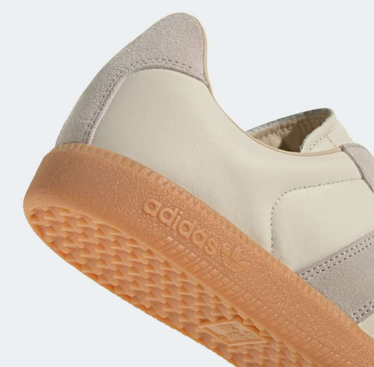 adidas Low-Top Sneakers – Cream, Light Grey & Gum